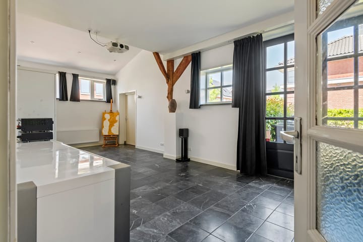 Foto 4 van Prinses Amaliastraat 2