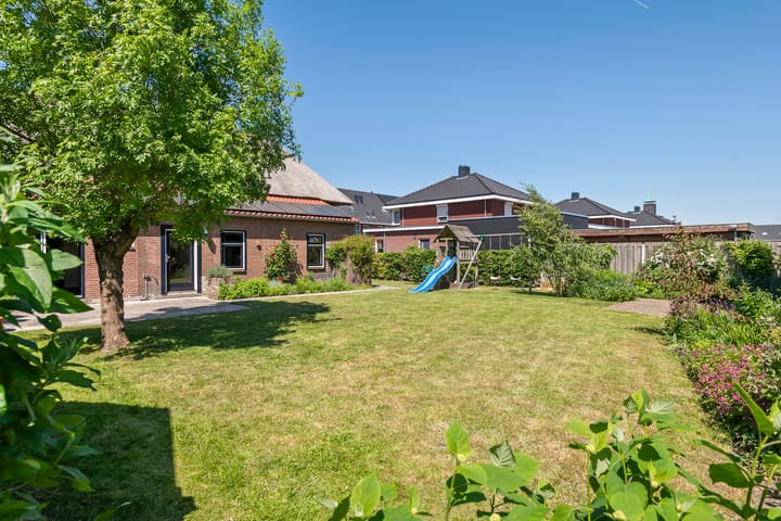 Foto 60 van Prinses Amaliastraat 2