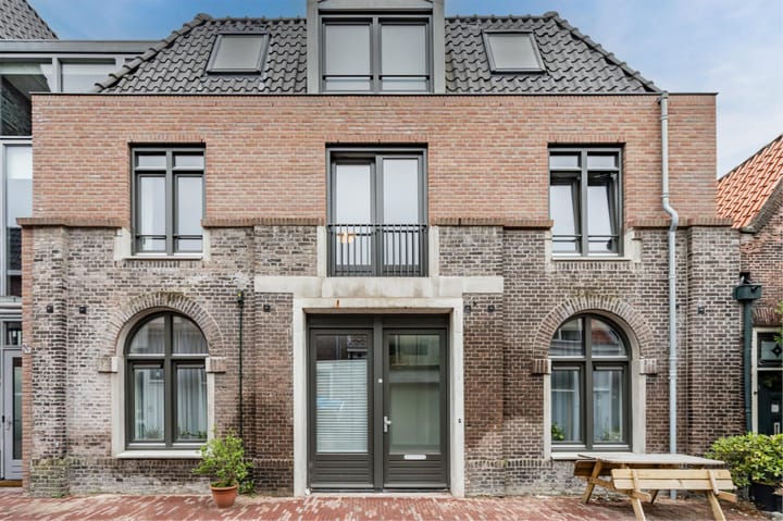 Foto 2 van West Havenstraat 8-A