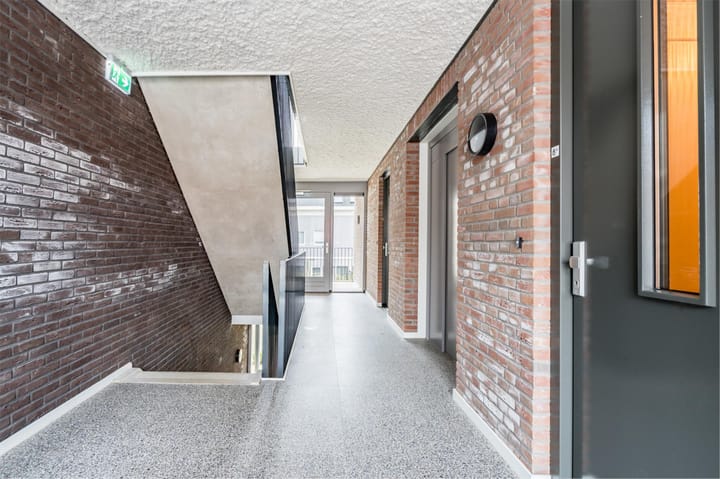 Foto 9 van West Havenstraat 8-A