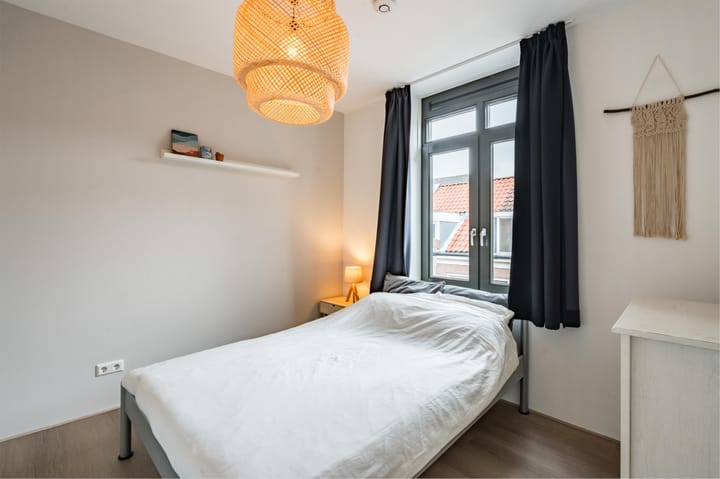 Foto 40 van West Havenstraat 8-A