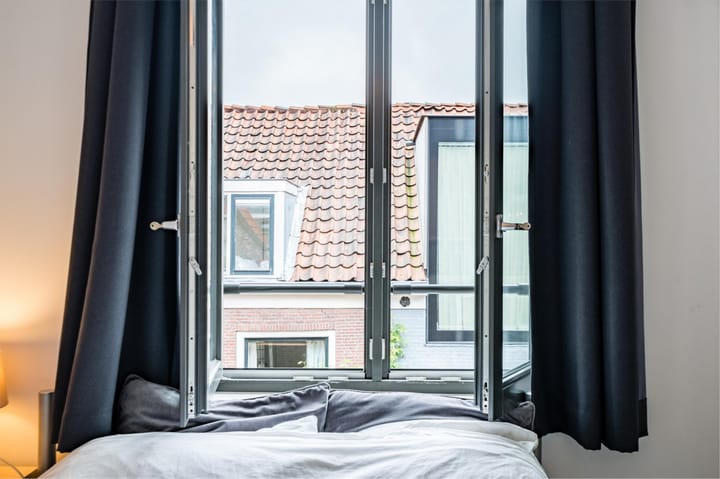 Foto 42 van West Havenstraat 8-A