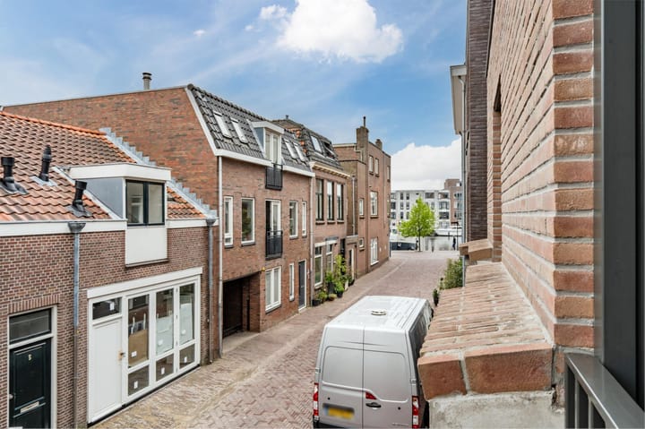 Foto 47 van West Havenstraat 8-A