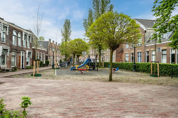 Foto 53 van West Havenstraat 8-A