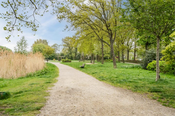 Foto 58 van West Havenstraat 8-A