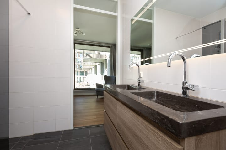 Foto 32 van Leyweg 1205