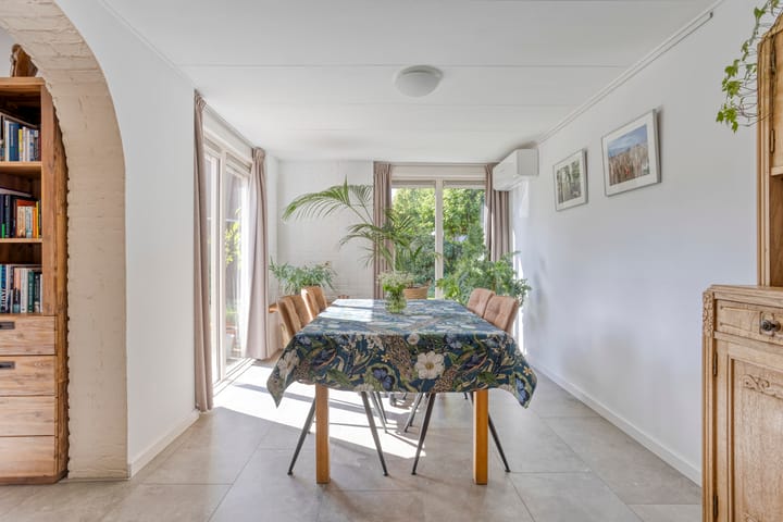 Photo 11 of Koolzaadveld 2