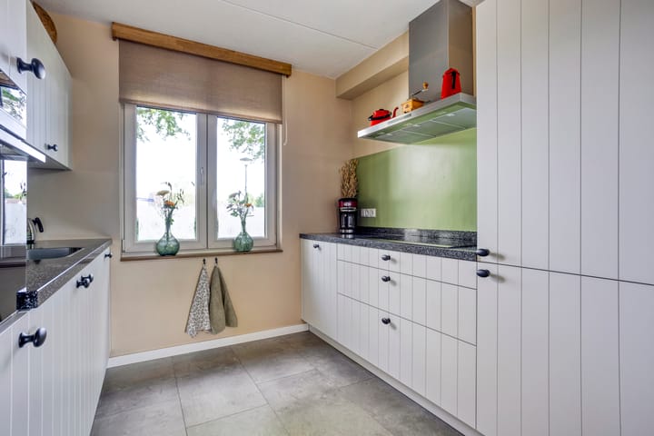 Photo 16 of Koolzaadveld 2