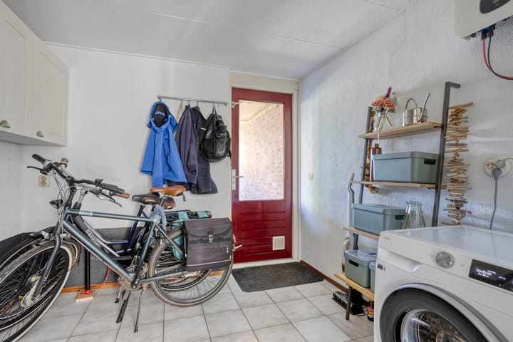 Photo 35 of Koolzaadveld 2