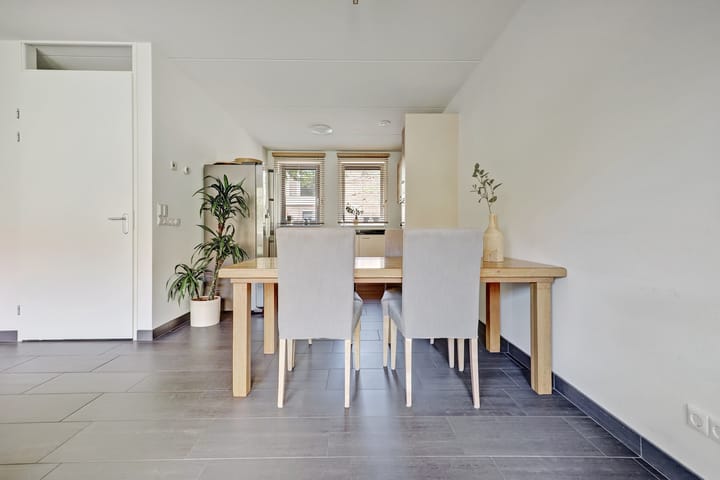 Foto 10 van Biezenstraat 184