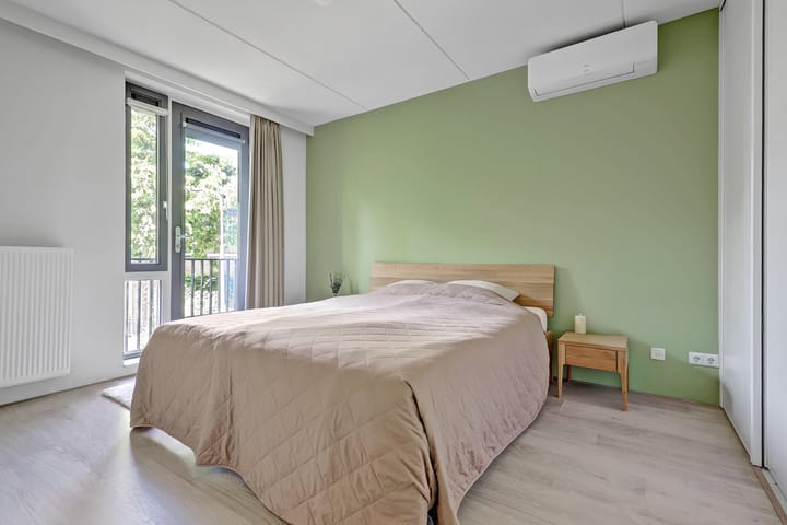 Foto 22 van Biezenstraat 184