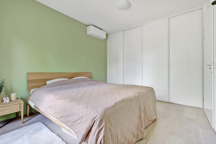 Foto 24 van Biezenstraat 184