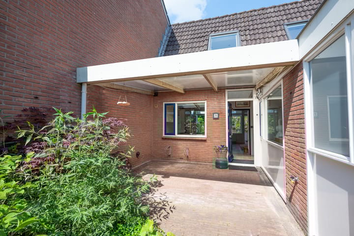 Foto 2 van Schweitzerstraat 71