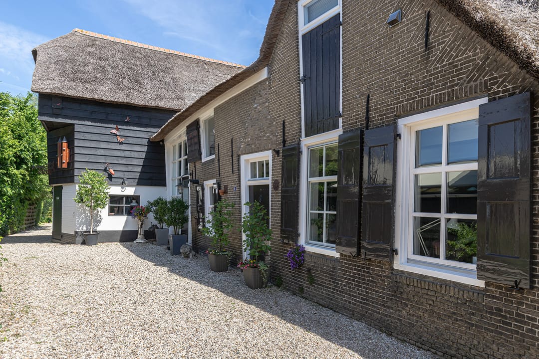 Photo 7 of Westeinde 8