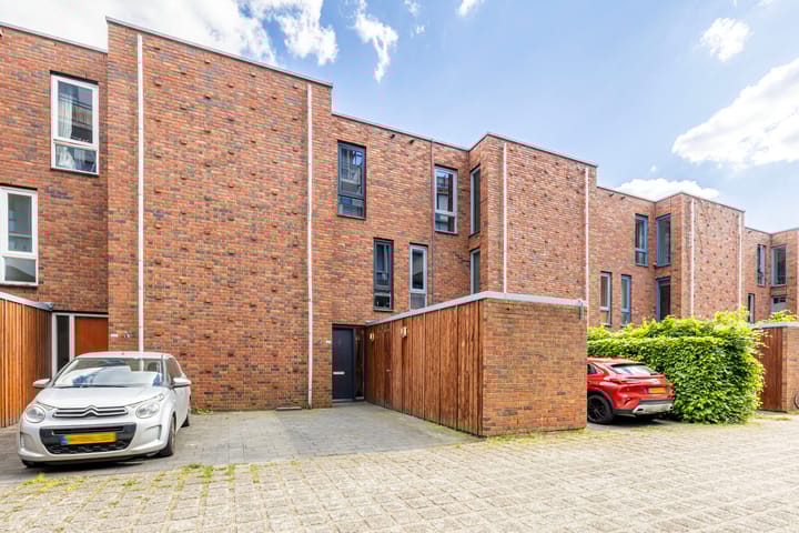 Foto 32 van Mierikswortelstraat 64