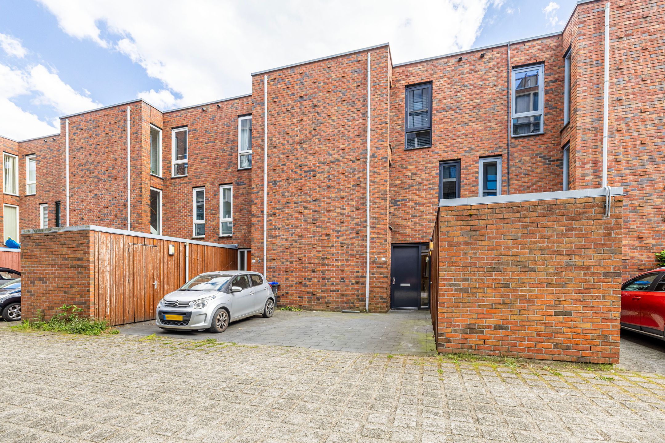 Foto 33 van Mierikswortelstraat 64