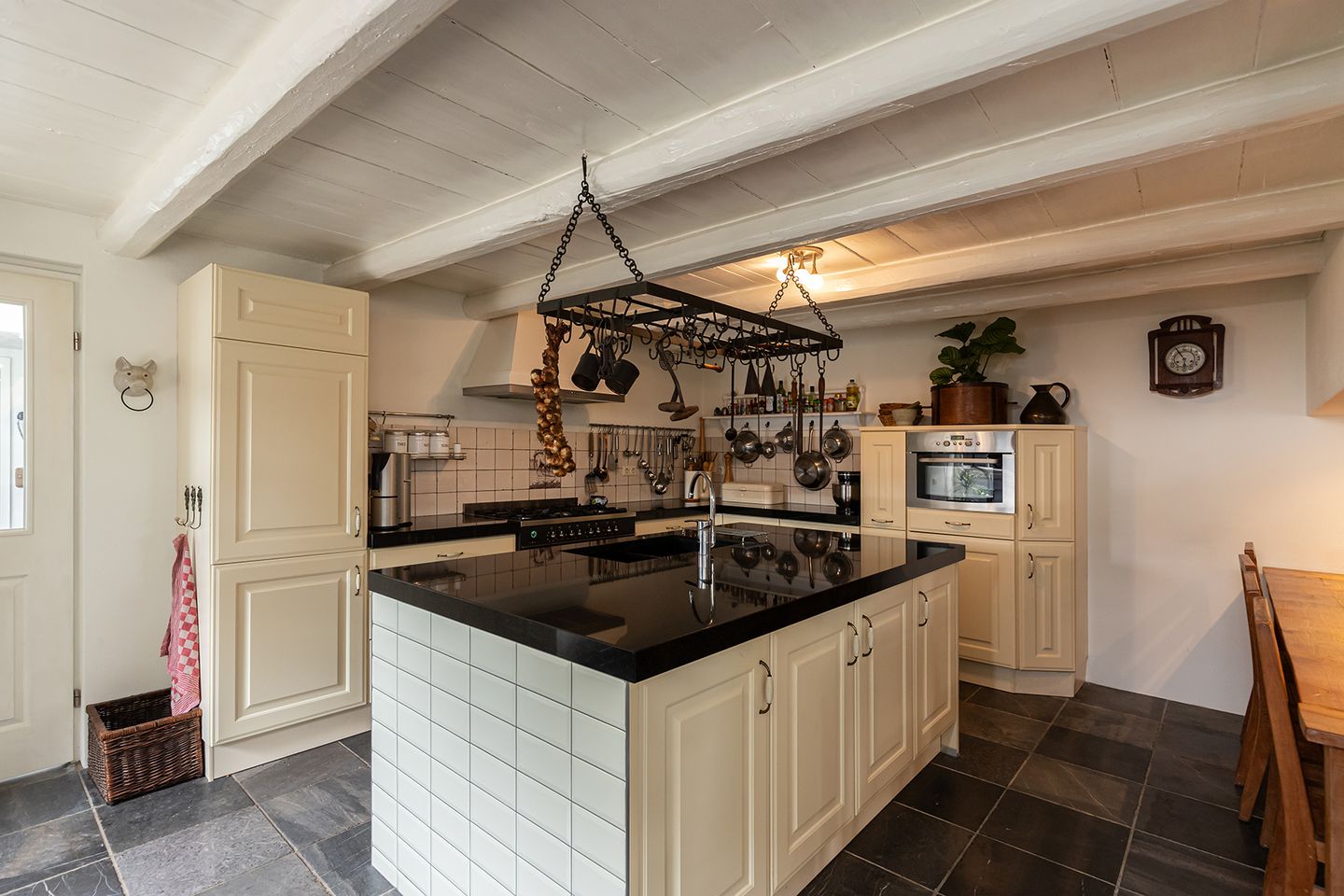 Photo 20 of Westeinde 8