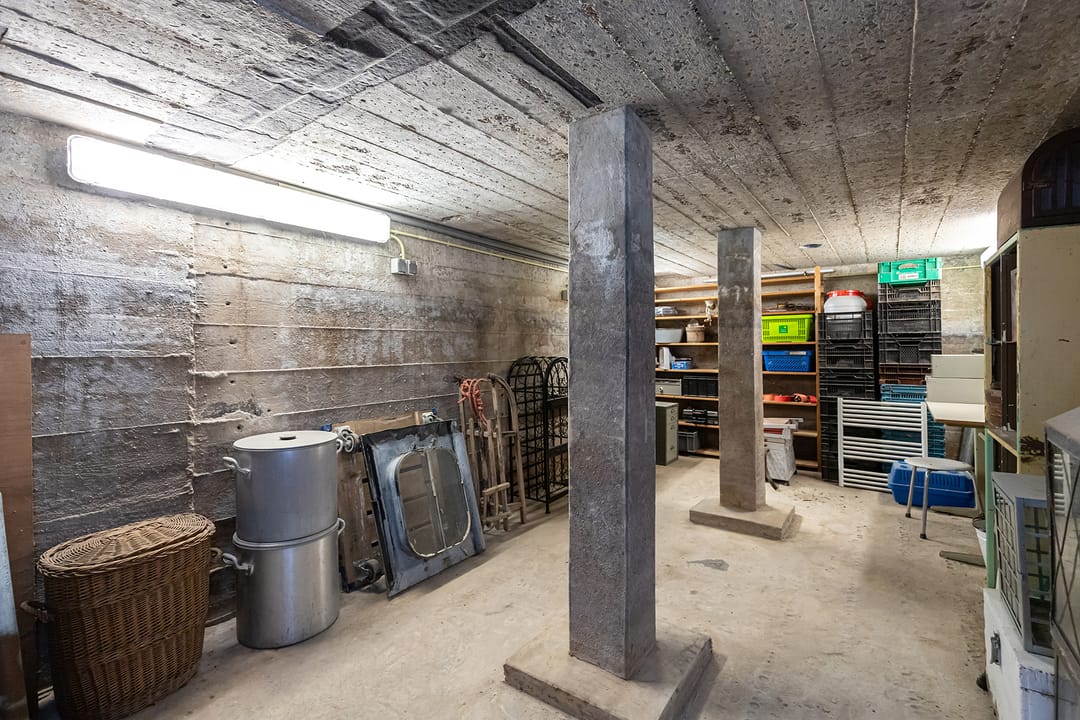 Photo 37 of Westeinde 8