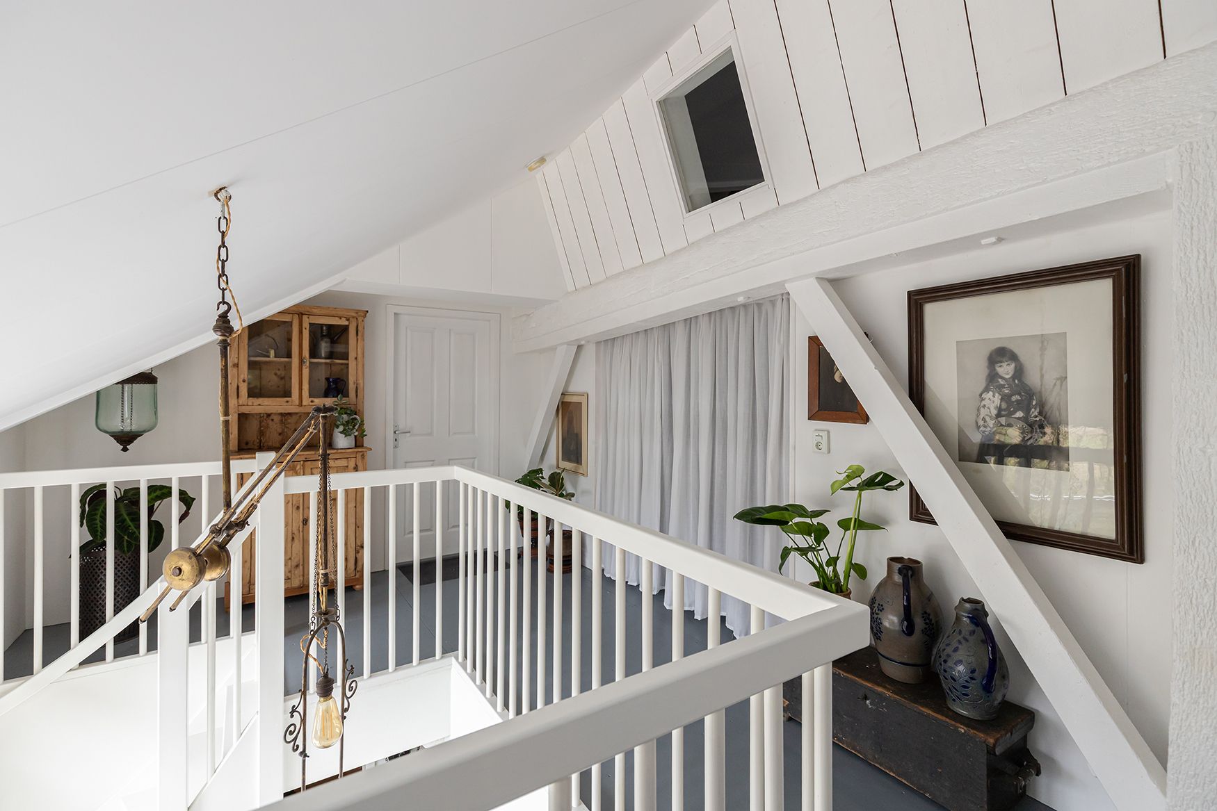 Photo 39 of Westeinde 8