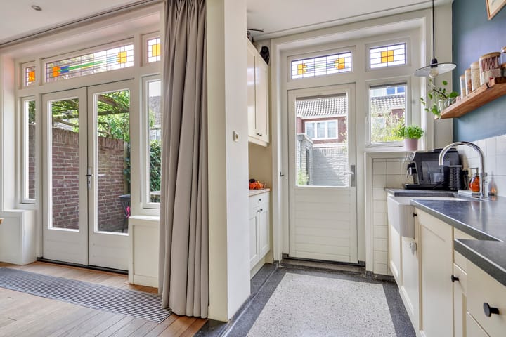 Foto 16 van Ackersdijckstraat 44