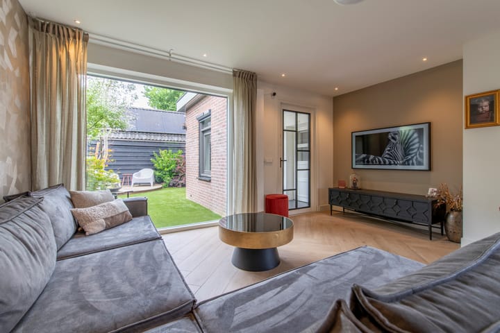 Foto 8 van Schoolweg 44