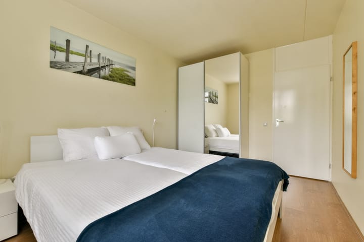 Foto 12 van Van Swindendwarsstraat 63