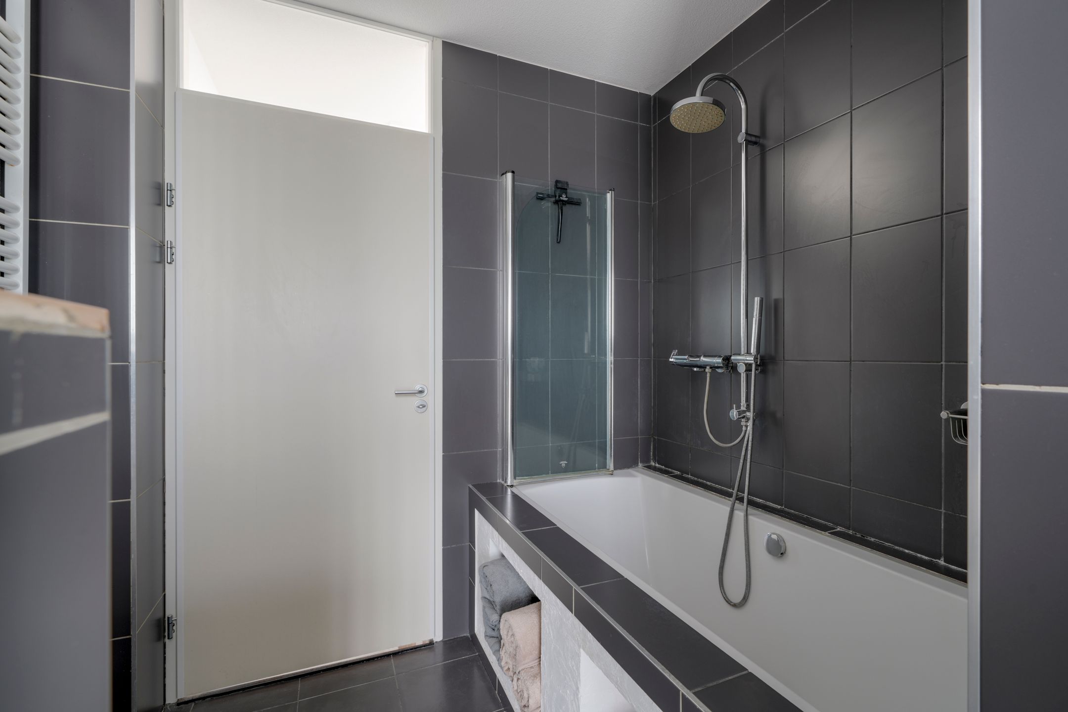 Photo 48 of Wim Hoogendoornstraat 1