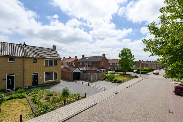 Foto 40 van Beatrixstraat 35