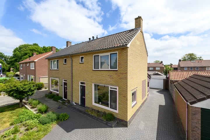 Foto 42 van Beatrixstraat 35