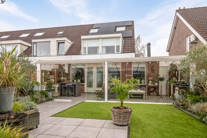 Foto 1 van Van Linschotenstraat 19