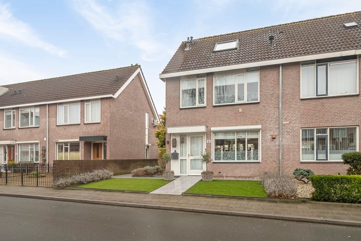 Foto 7 van Van Linschotenstraat 19