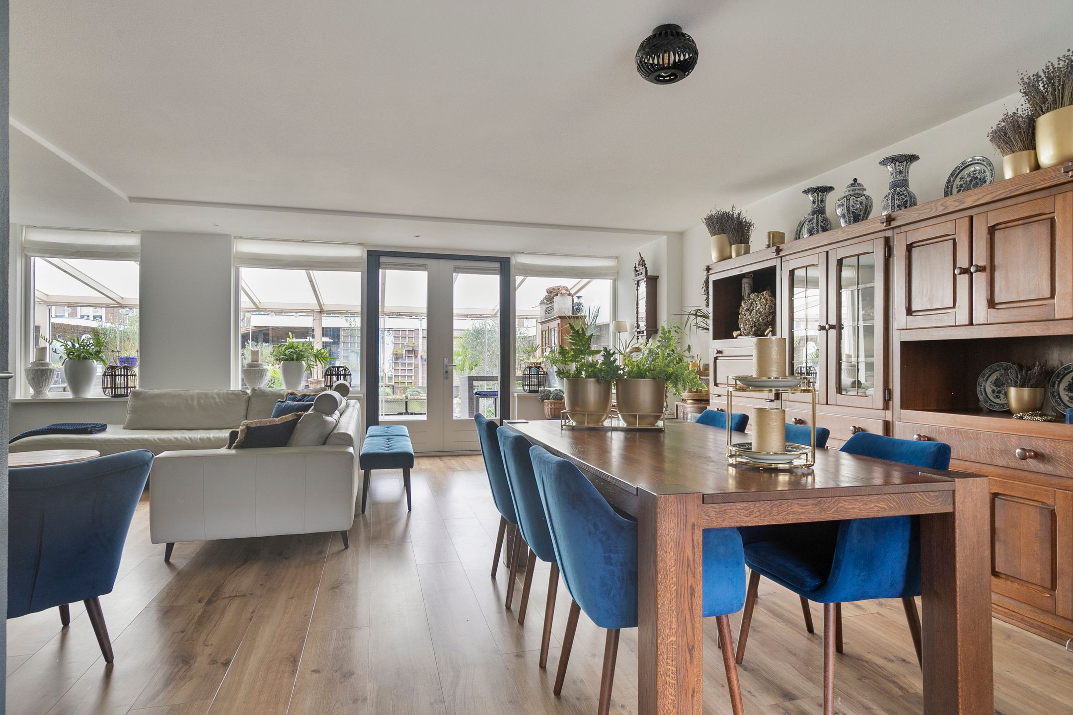 Foto 9 van Van Linschotenstraat 19