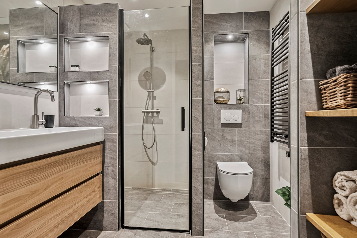 Foto 20 van Van Linschotenstraat 19