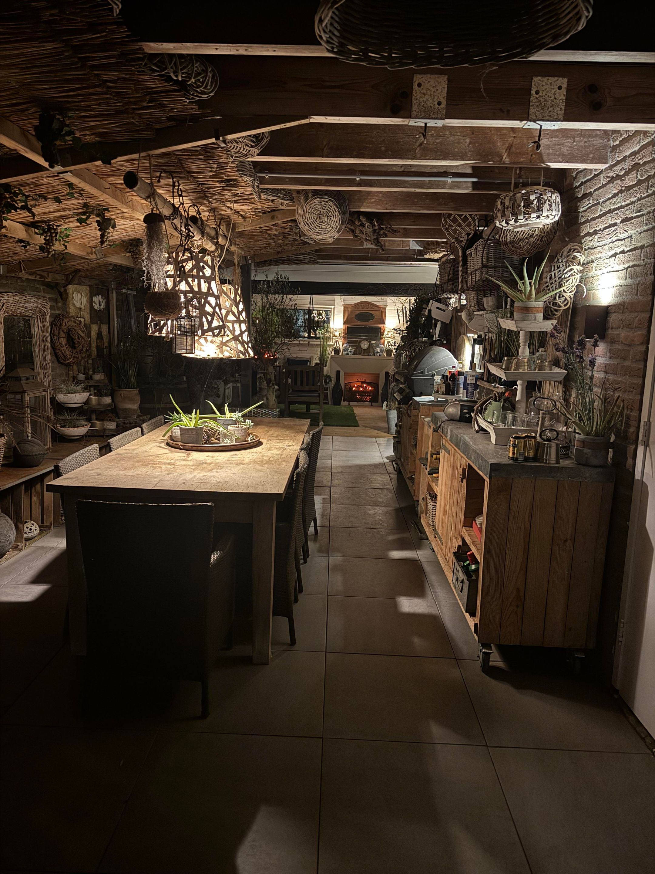 Foto 30 van Van Linschotenstraat 19