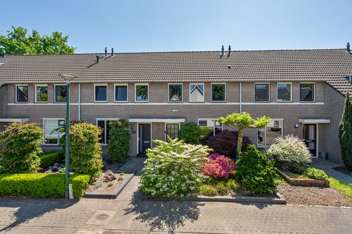 Foto 31 van Klaproosstraat 6