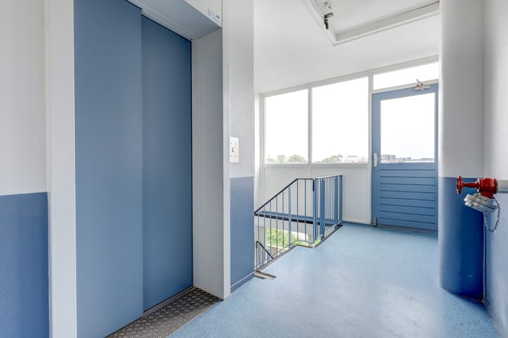 Foto 8 van van Diemerbroeckstraat 139