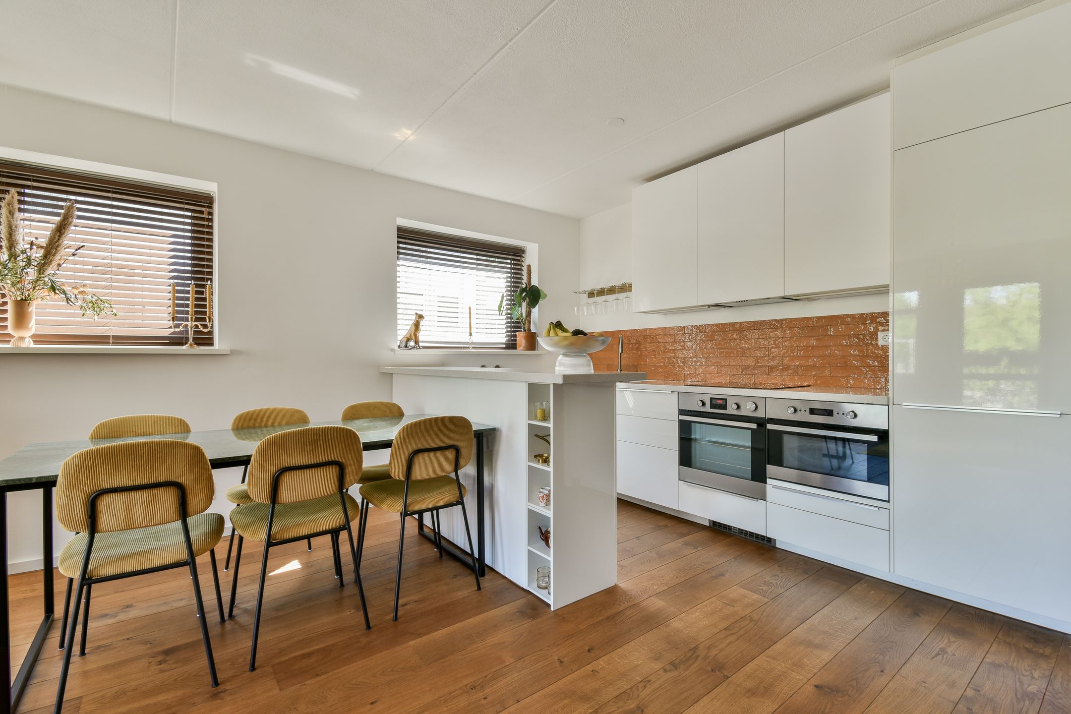 Foto 6 van Leeuwenhoekstraat 57