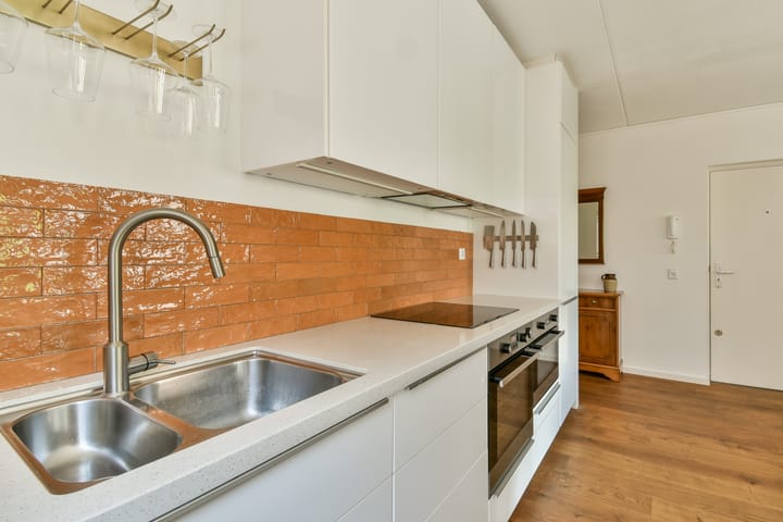 Foto 8 van Leeuwenhoekstraat 57