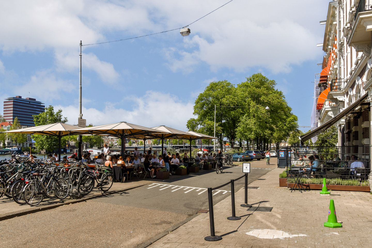 Foto 20 van Leeuwenhoekstraat 57