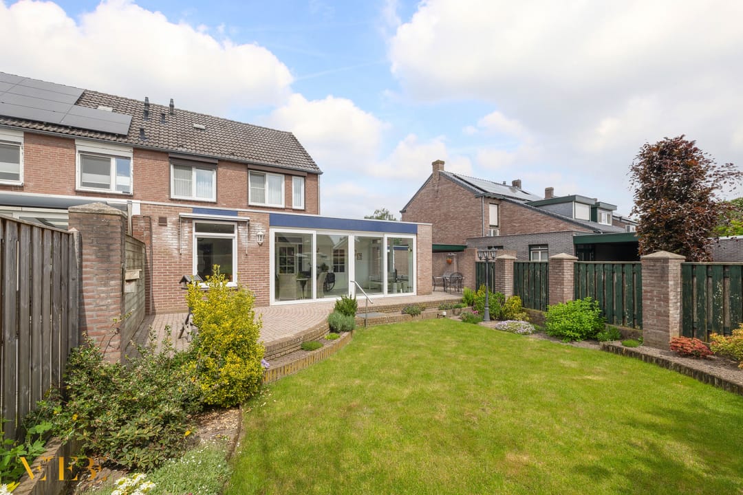 Photo 23 of Schoolstraat 52