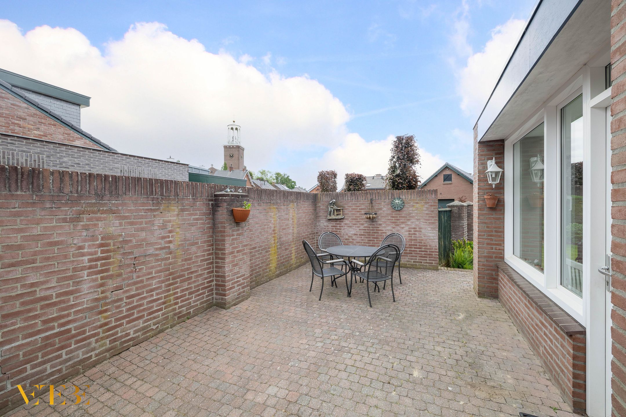 Photo 27 of Schoolstraat 52