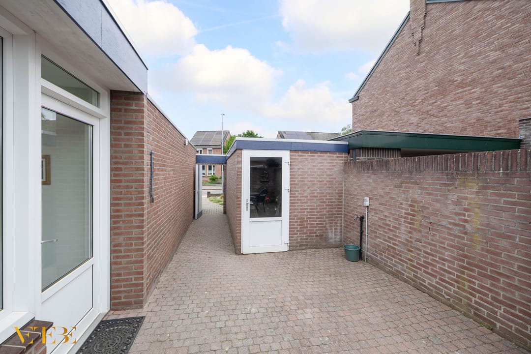 Photo 28 of Schoolstraat 52