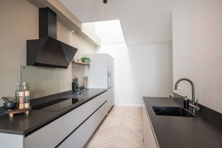 Foto 9 van Parallelweg 101-G