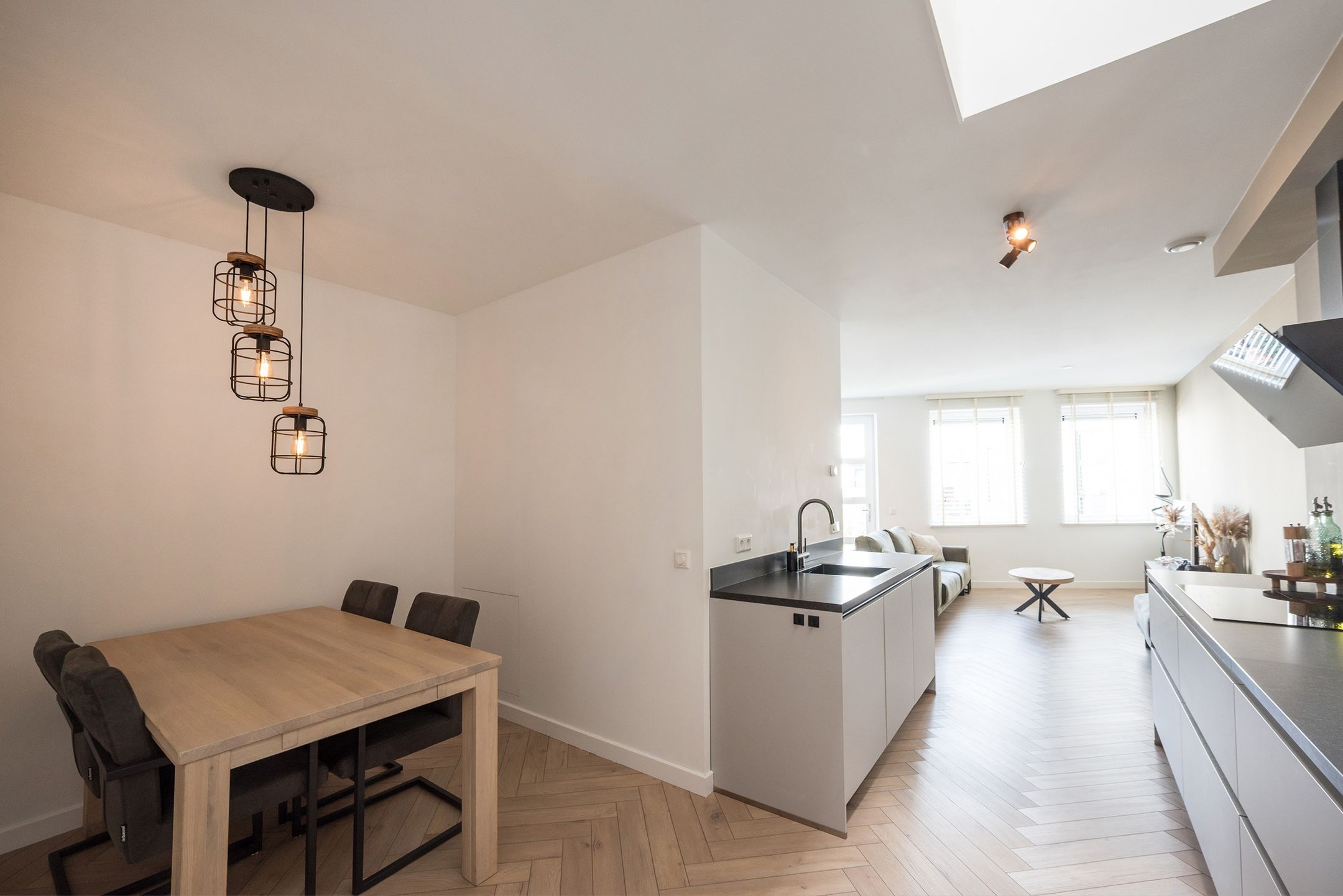 Foto 12 van Parallelweg 101-G