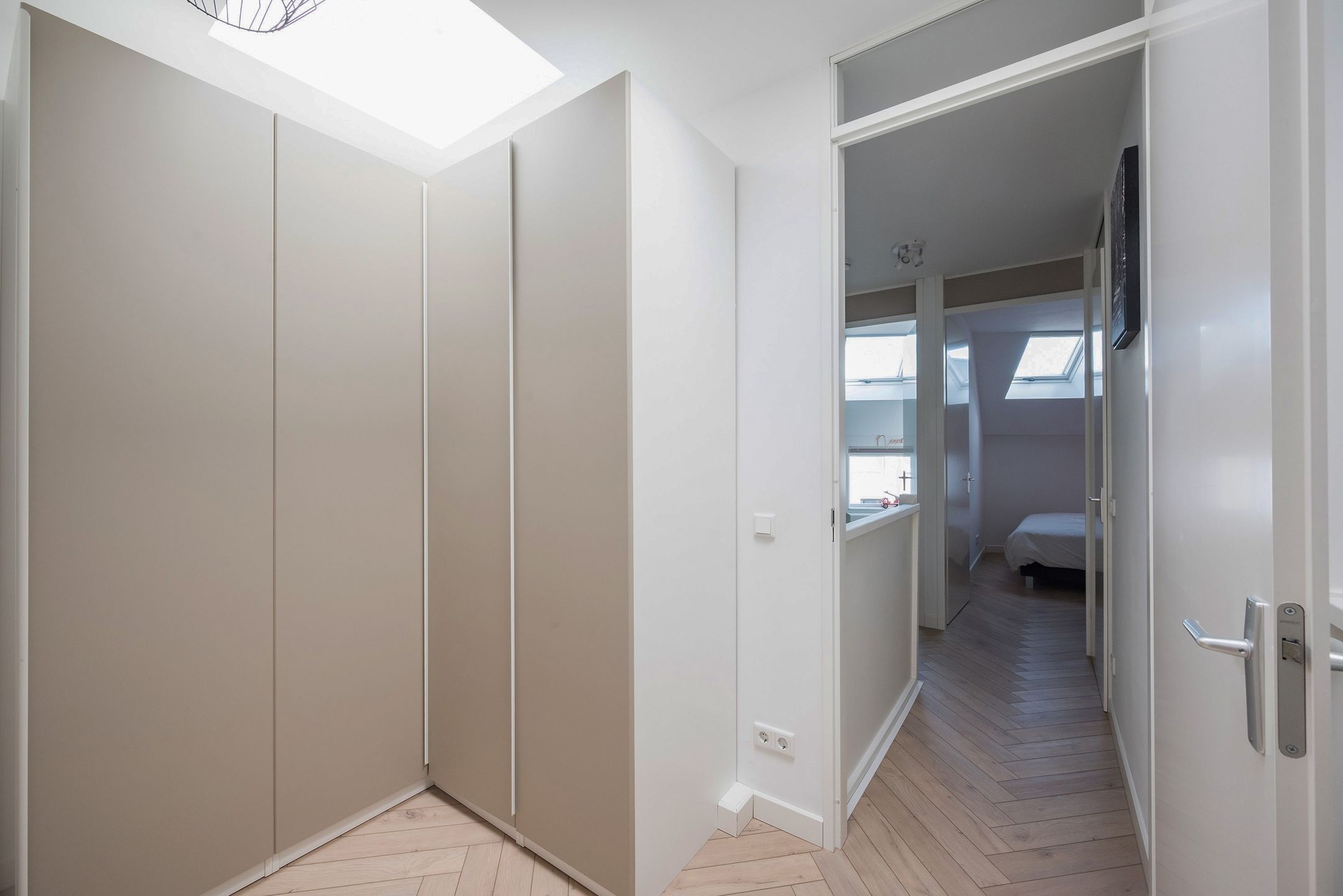 Foto 27 van Parallelweg 101-G