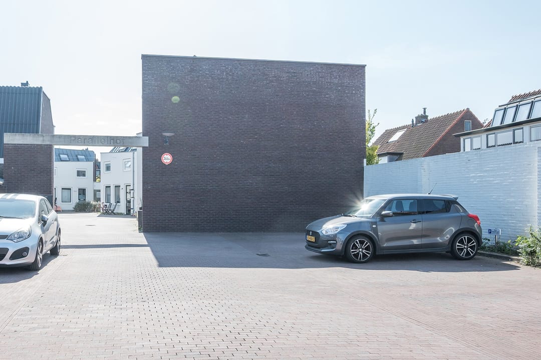 Foto 31 van Parallelweg 101-G