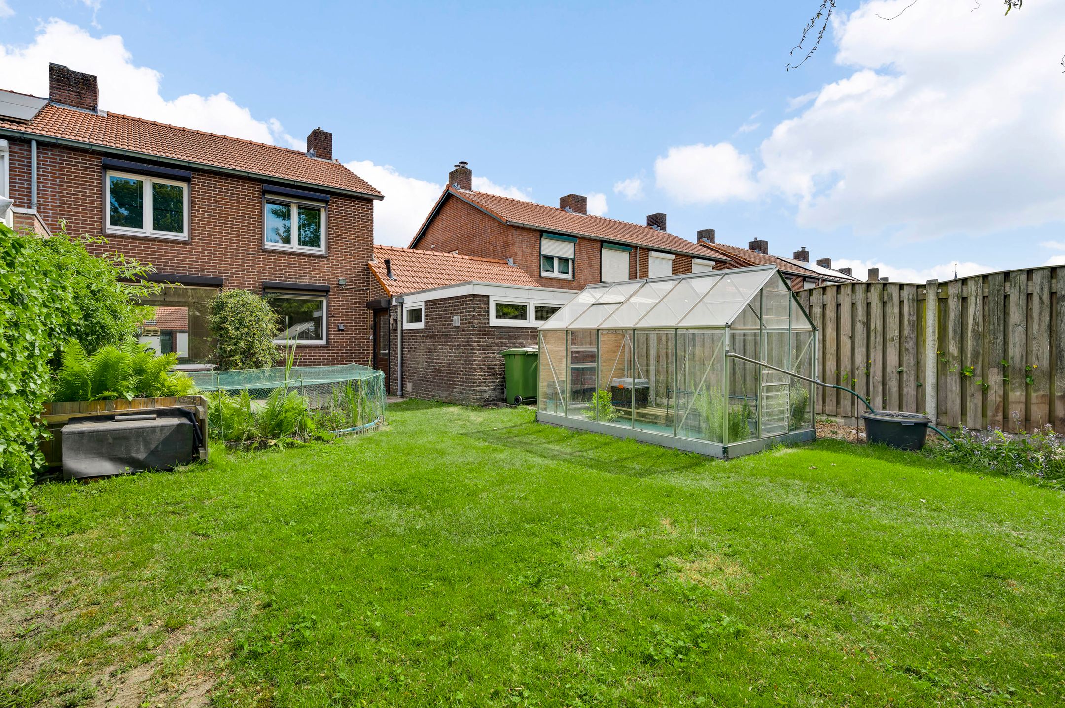 Foto 3 van Esdoornlaan 9