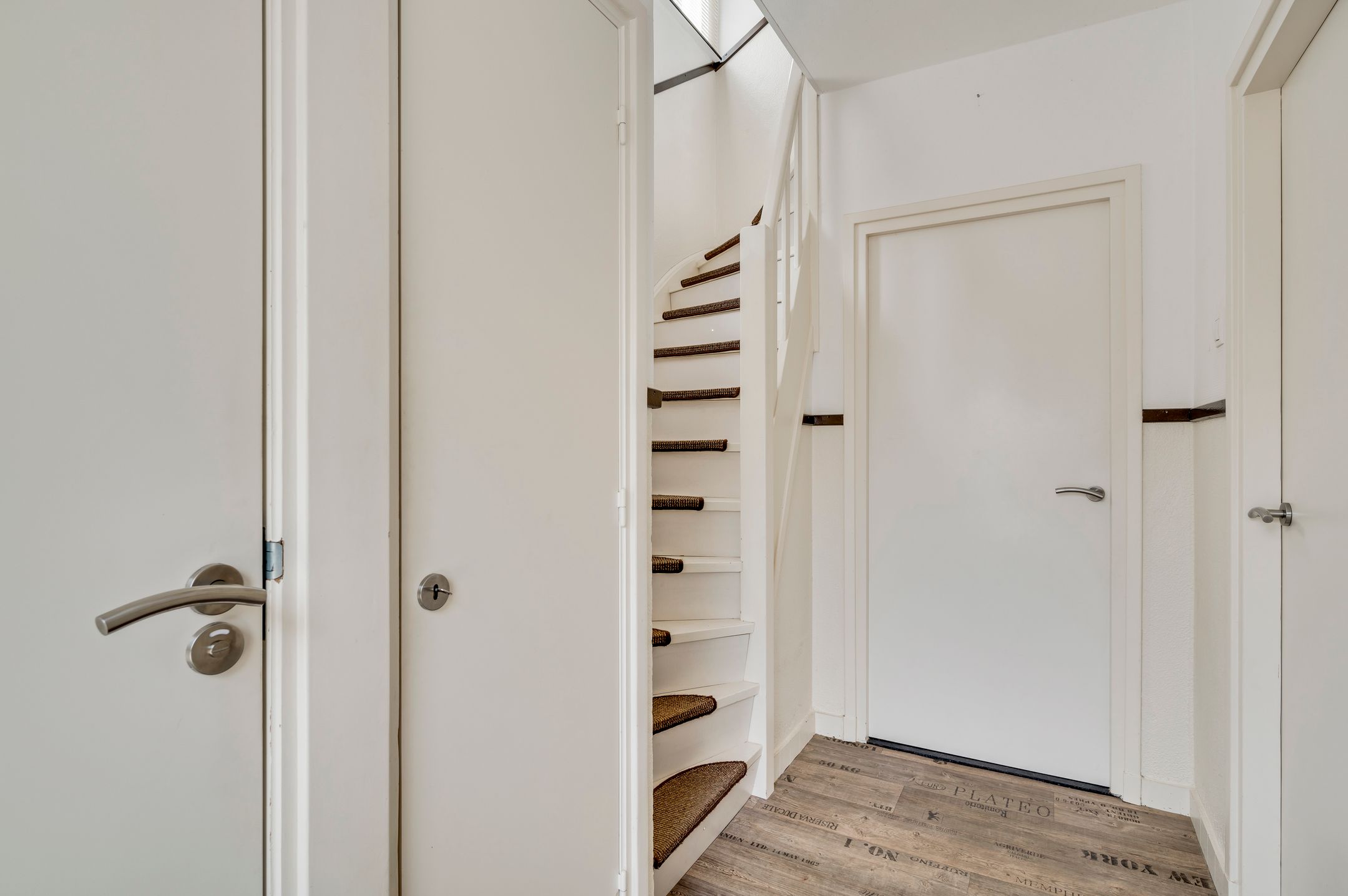 Foto 6 van Esdoornlaan 9