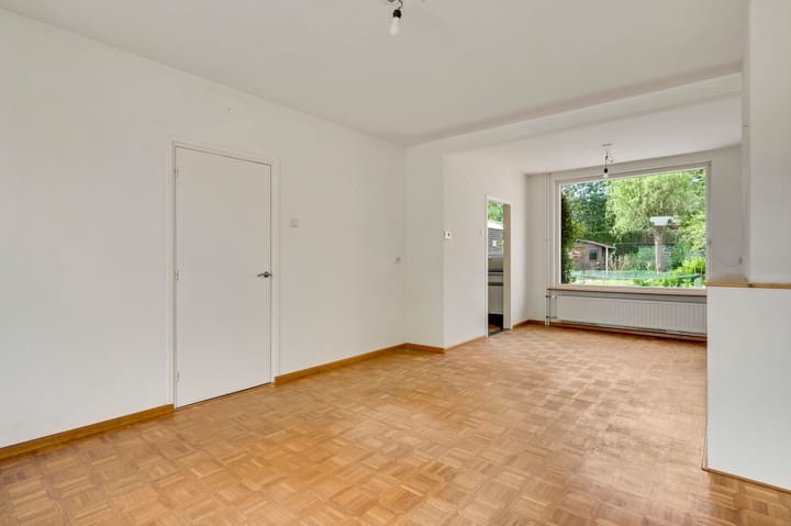 Foto 9 van Esdoornlaan 9