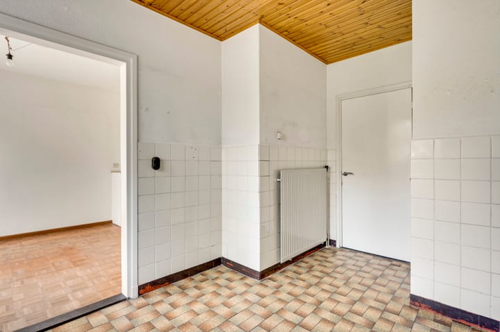 Foto 13 van Esdoornlaan 9